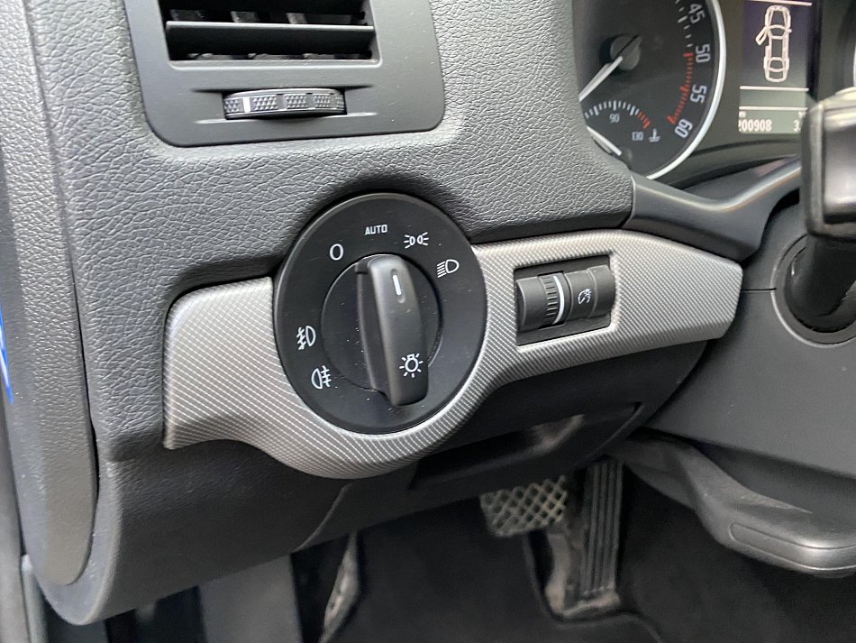 Škoda Octavia II 2.0 TDI Elegance