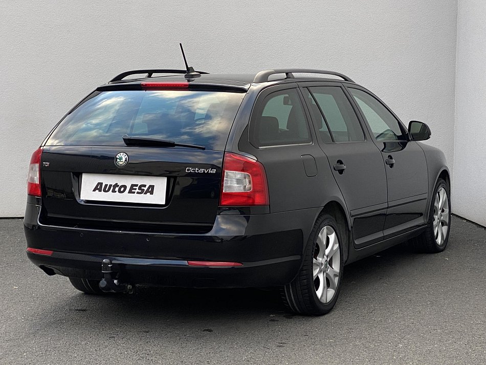 Škoda Octavia II 2.0 TDI Elegance