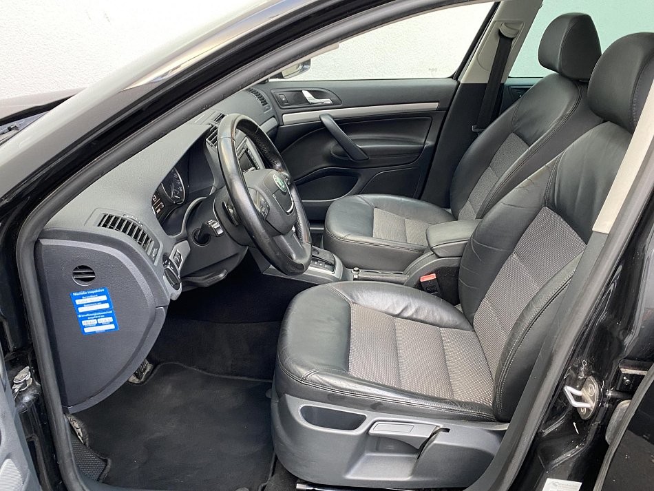 Škoda Octavia II 2.0 TDI Elegance