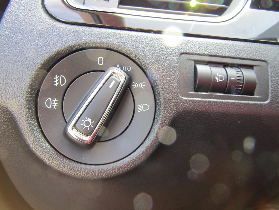 Škoda Rapid 1.0 TSI Style