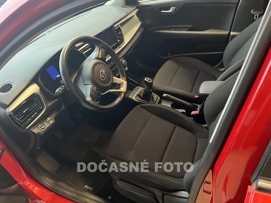 Kia Rio 1.4i 