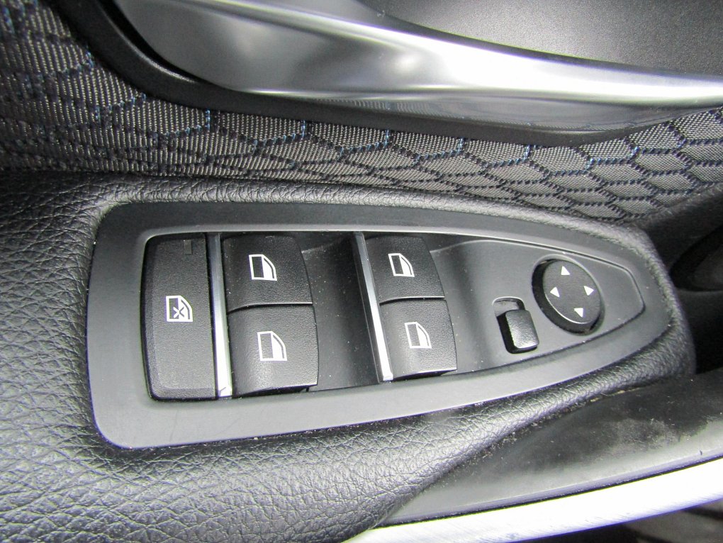 BMW Řada 3 2.0d M Paket 318d