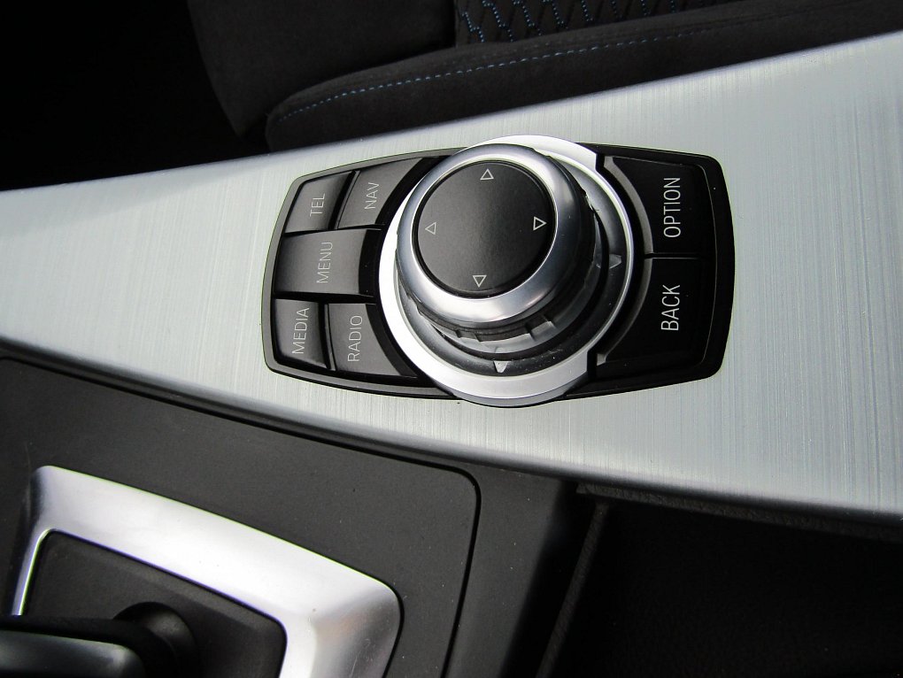 BMW Řada 3 2.0d M Paket 318d