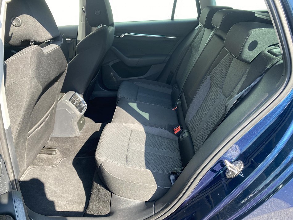 Škoda Octavia IV 1.5 TSi Style