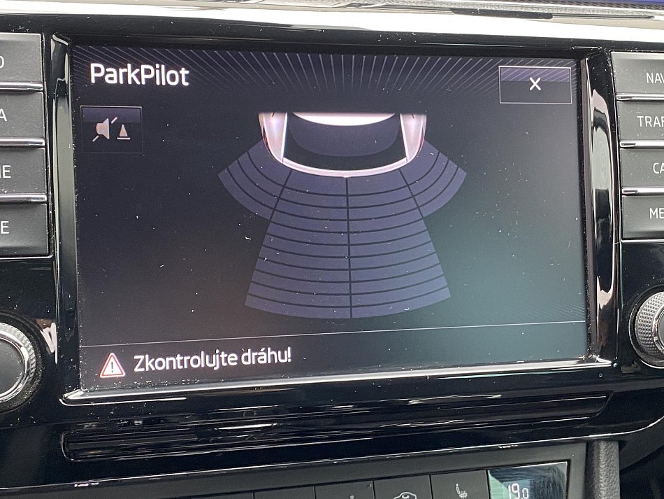 Škoda Superb III 2.0 TDi SportLine