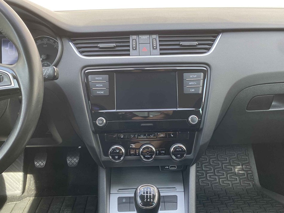 Škoda Octavia III 1.0TSi Ambition