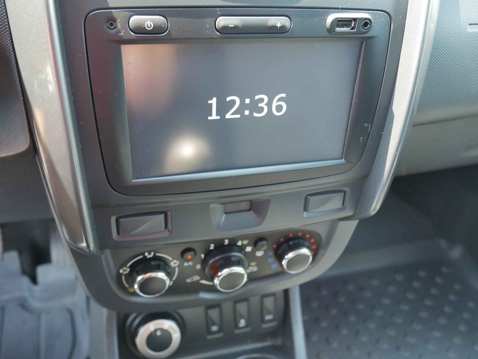 Dacia Duster 1.6i  4x4