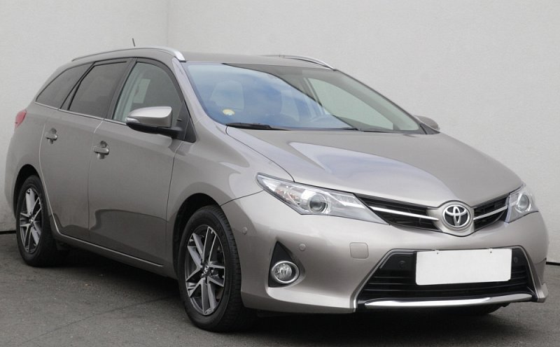 Toyota Auris 1.6i Active
