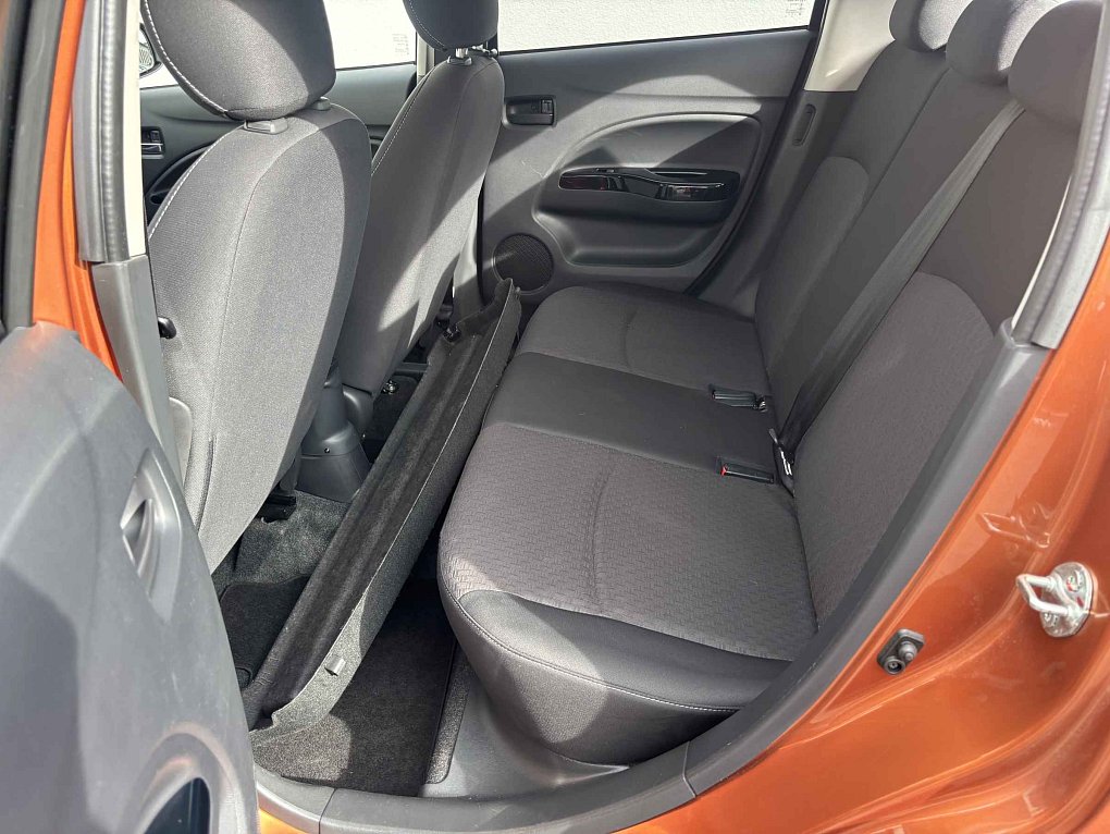Mitsubishi Space Star 1.2i Edition Cross