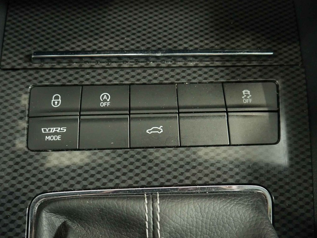 Škoda Octavia III 2.0 TSi RS245