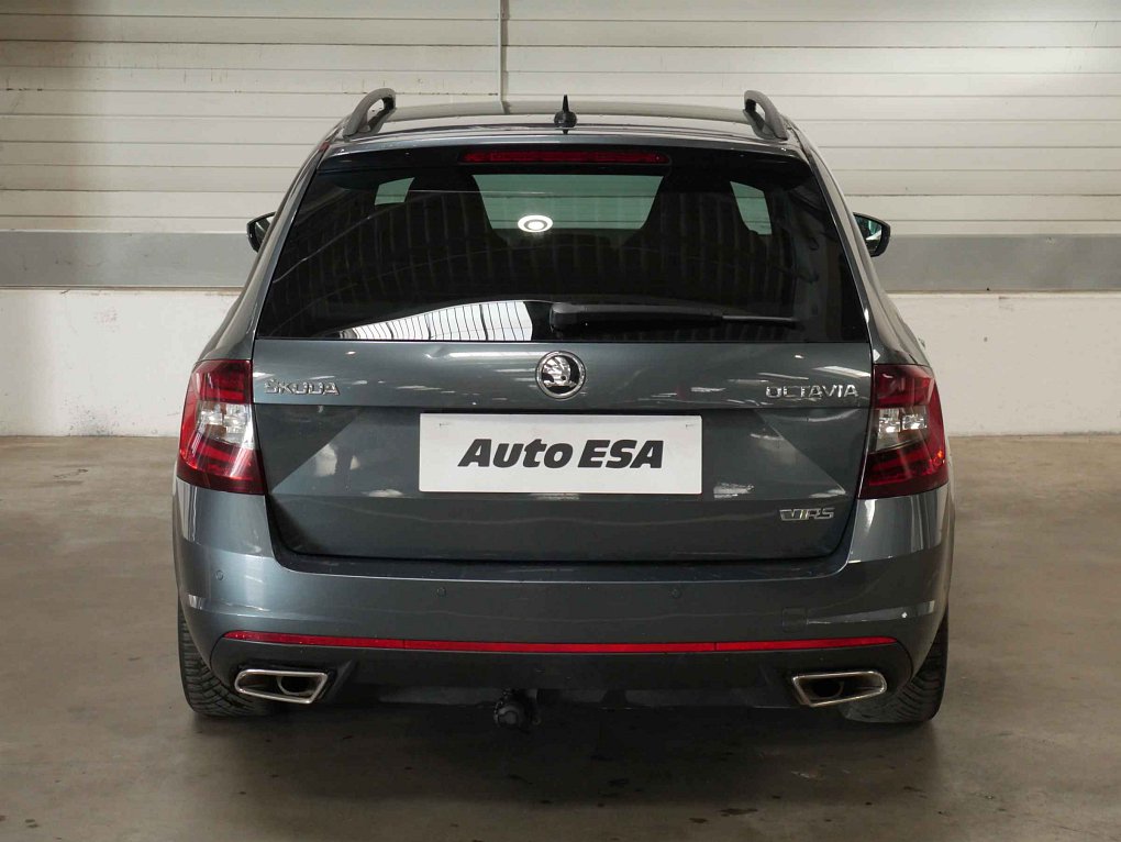 Škoda Octavia III 2.0 TSi RS245
