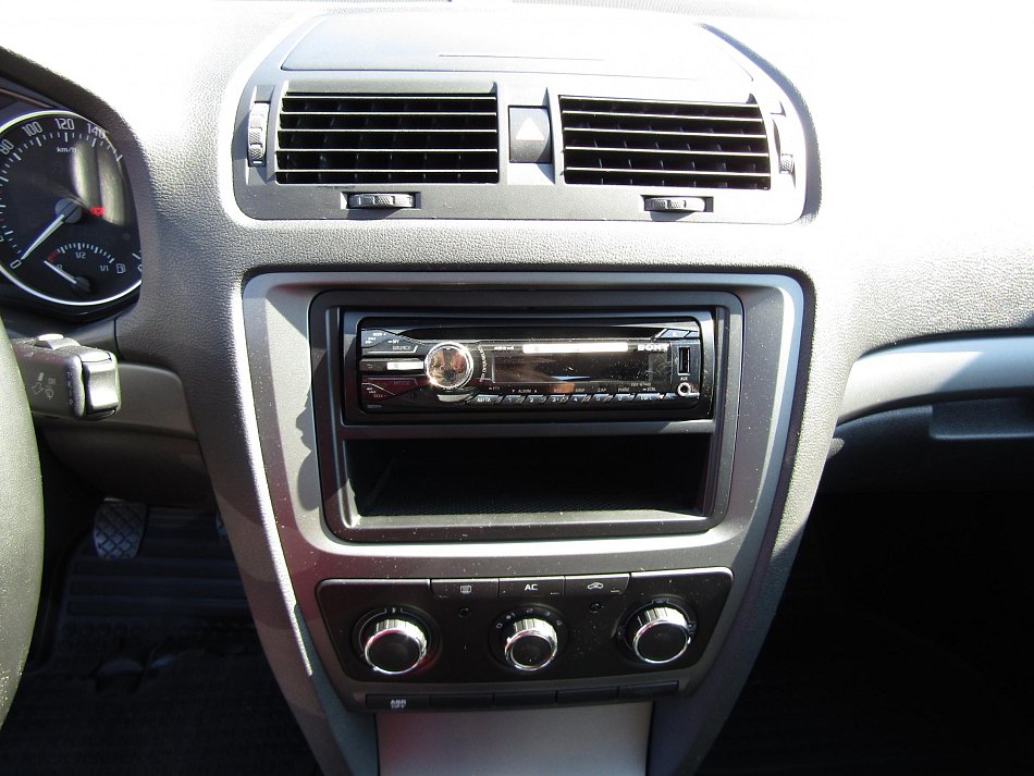 Škoda Octavia II 2.0 TDi Active
