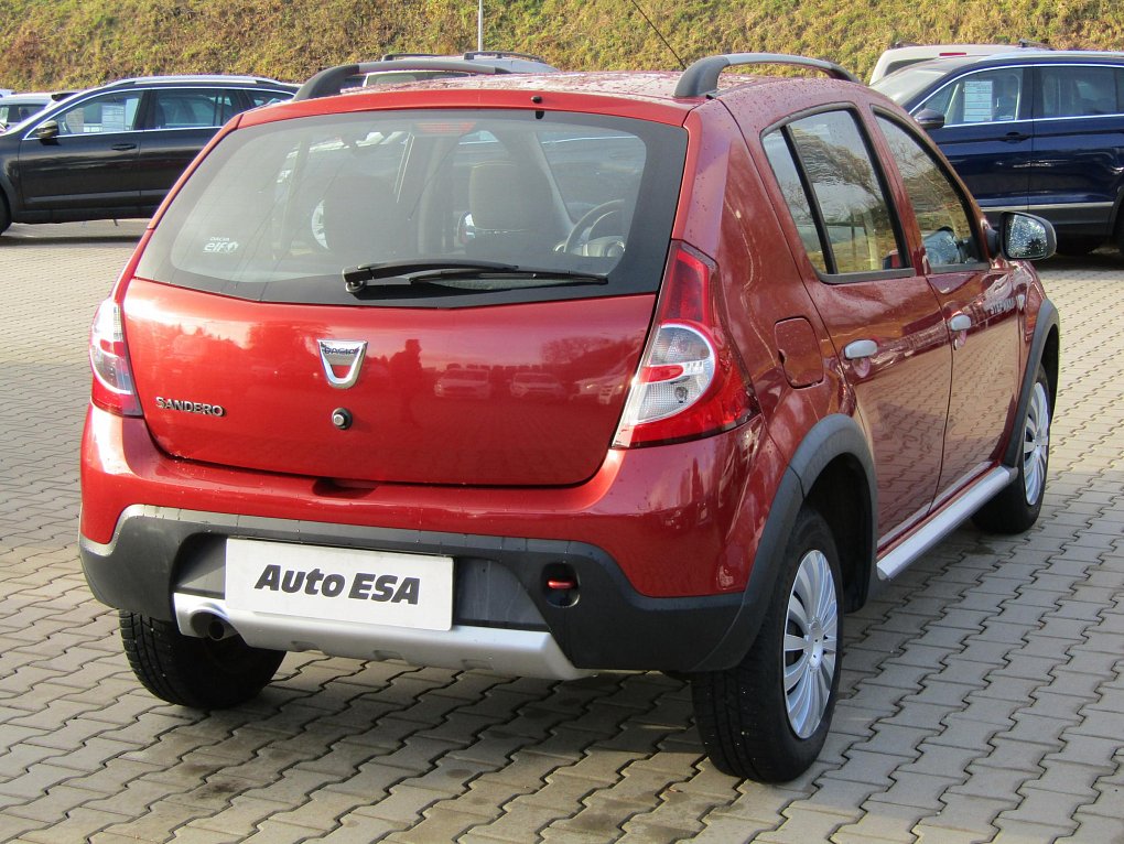 Dacia Sandero 1.6i 