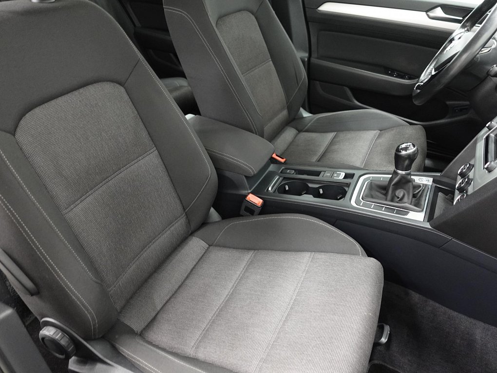 Volkswagen Passat 2.0 TDi Comfortline