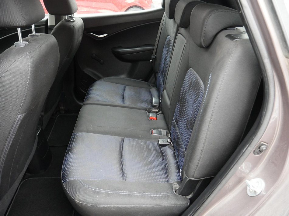 Hyundai Ix20 1.4 i + LPG 