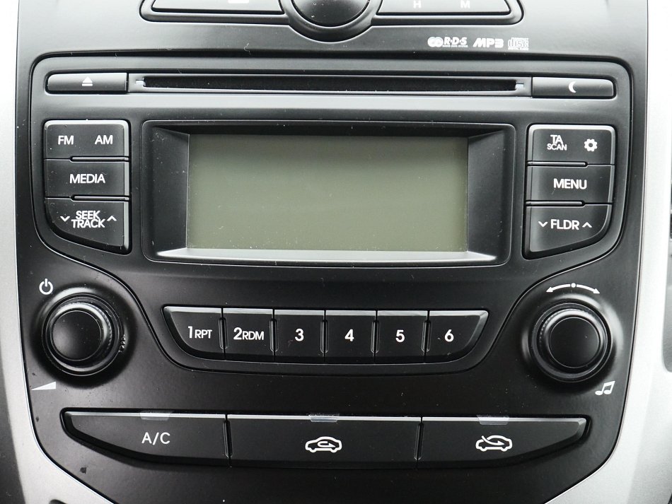 Hyundai Ix20 1.4 i + LPG 