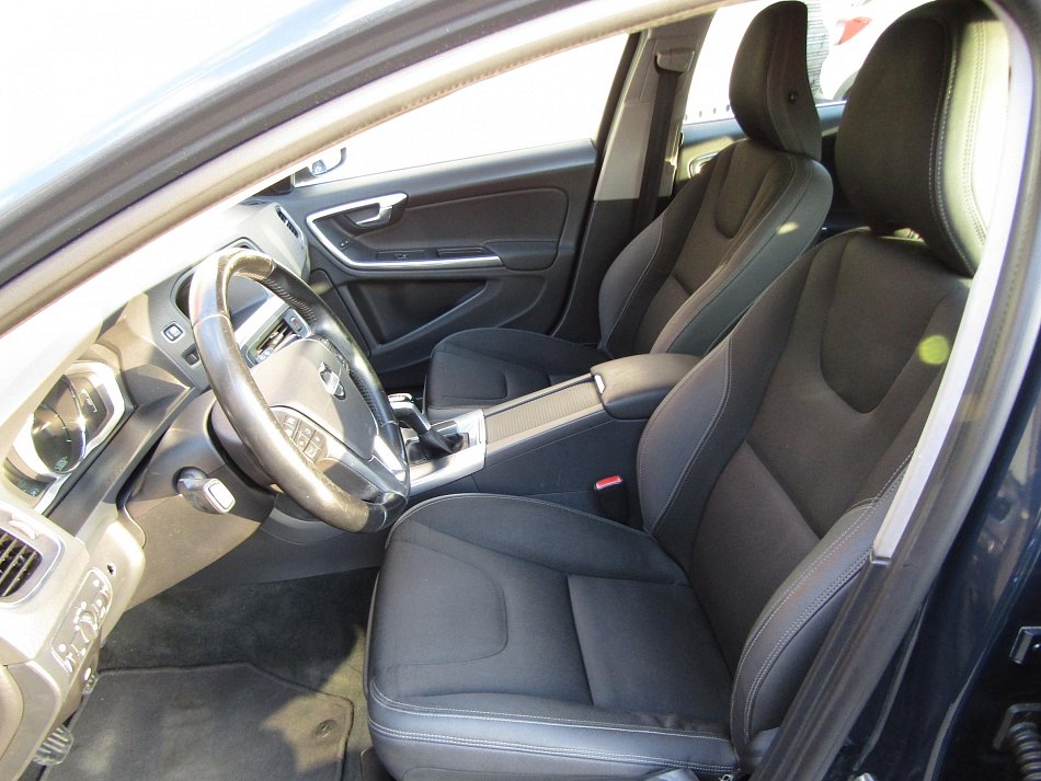 Volvo V60 2.0 D 