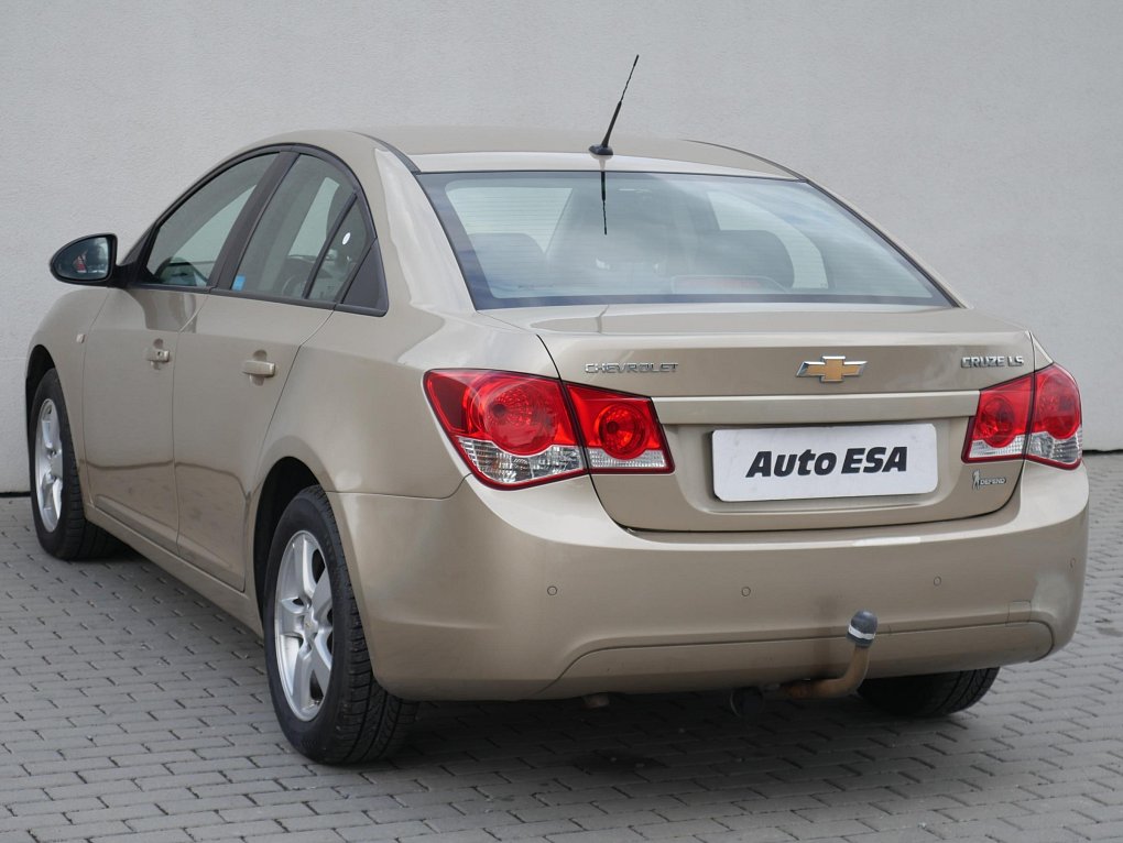Chevrolet Cruze 1.6 i 