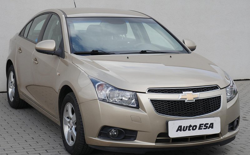 Chevrolet Cruze 1.6 i 