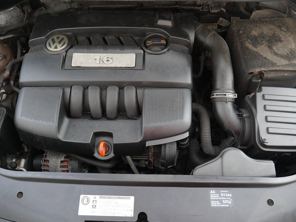 Volkswagen Golf Plus 1.6 i 