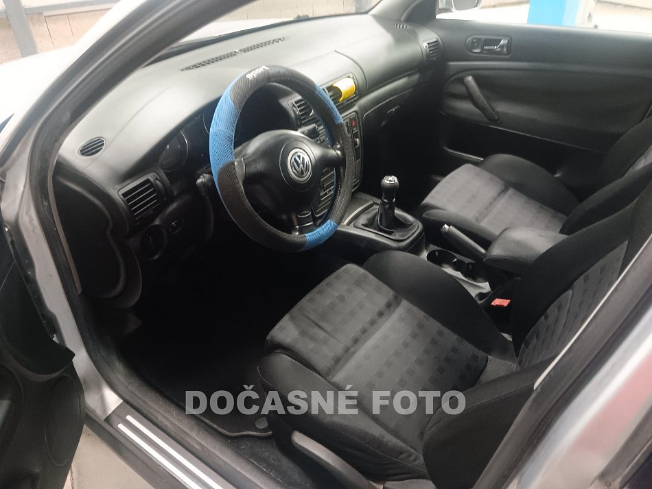 Volkswagen Passat 1.9 TDi 