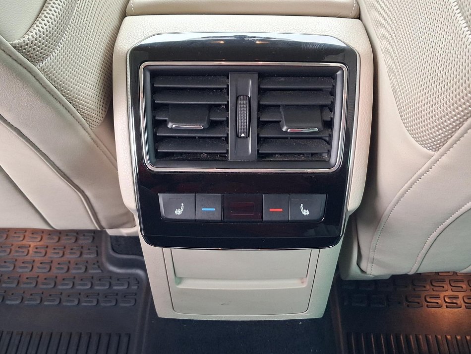 Škoda Superb III 2.0 TDi 