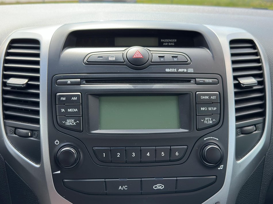 Hyundai Ix20 1.6i 