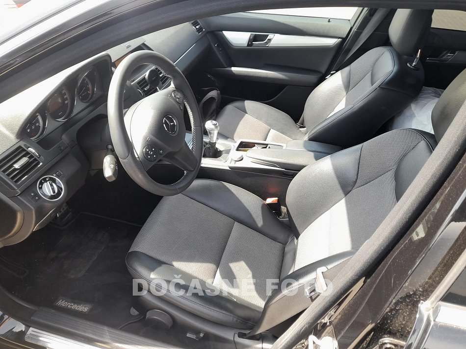 Mercedes-Benz Třída C 1.8K  C200