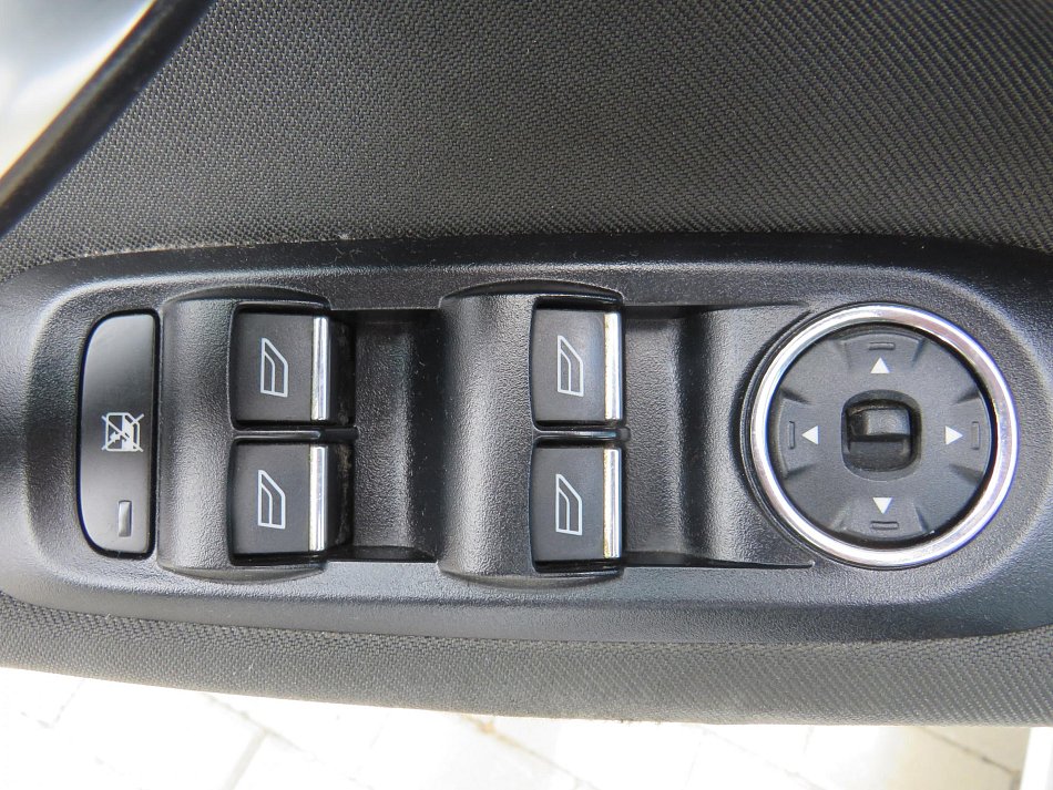 Ford Mondeo 1.6i 