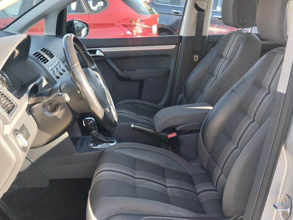 Volkswagen Touran 2.0TDi Match