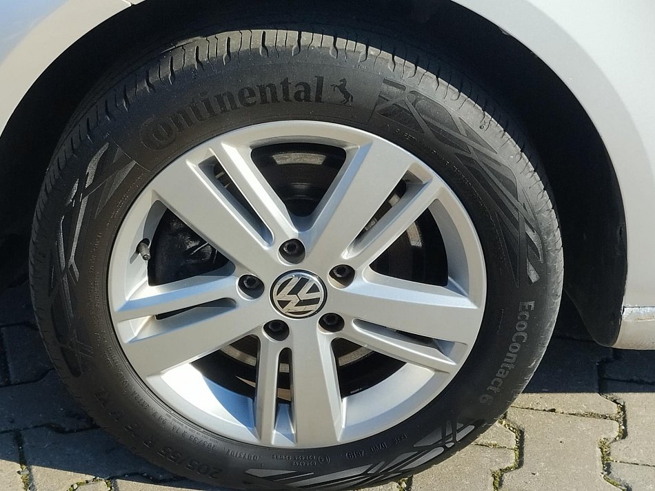 Volkswagen Touran 2.0TDi Match