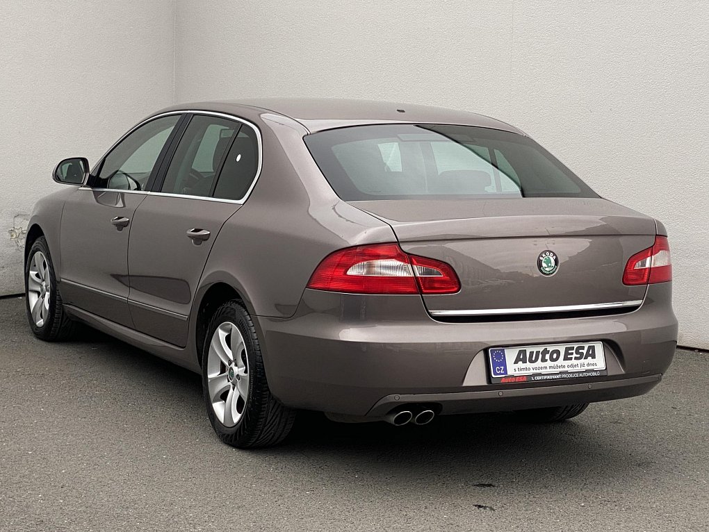Škoda Superb II 2.0 TDi Ambition