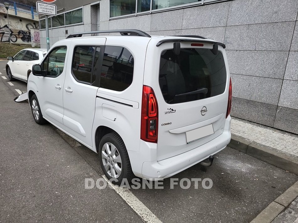 Opel Combo 1.5CDTi Elegance