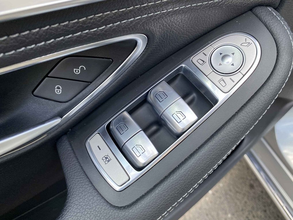 Mercedes-Benz Třída C 2.0 i Avantgarde C200