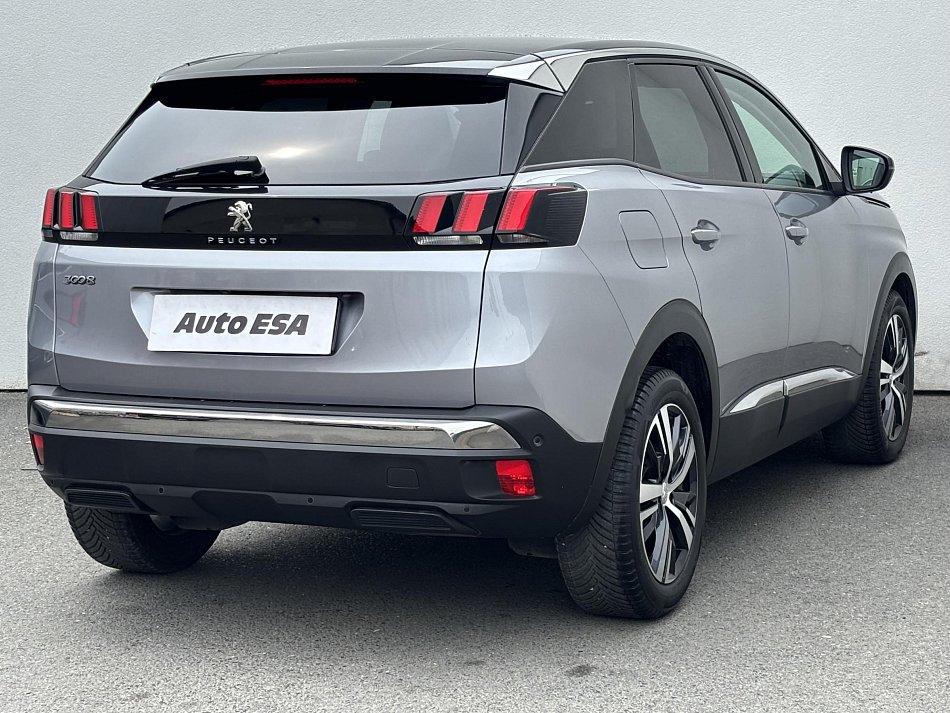 Peugeot 3008 1.2PT Allure