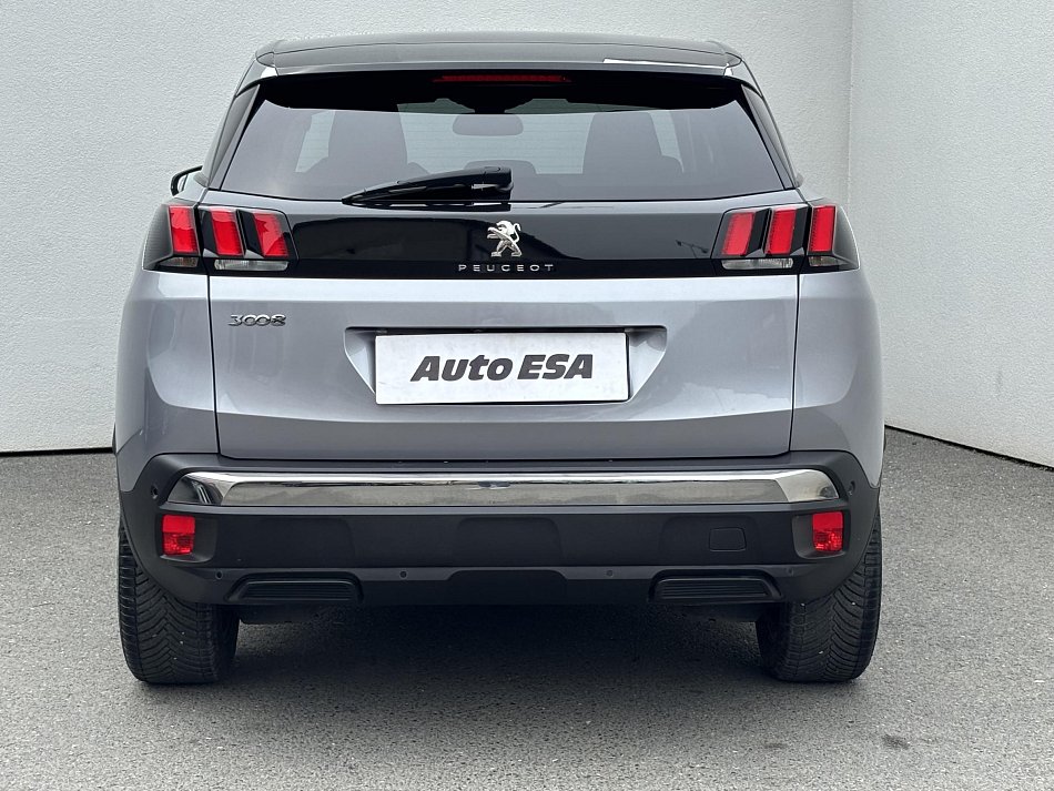 Peugeot 3008 1.2PT Allure