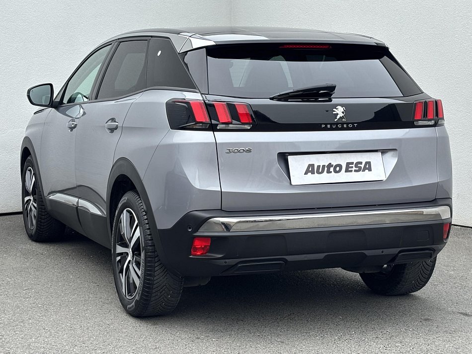 Peugeot 3008 1.2PT Allure