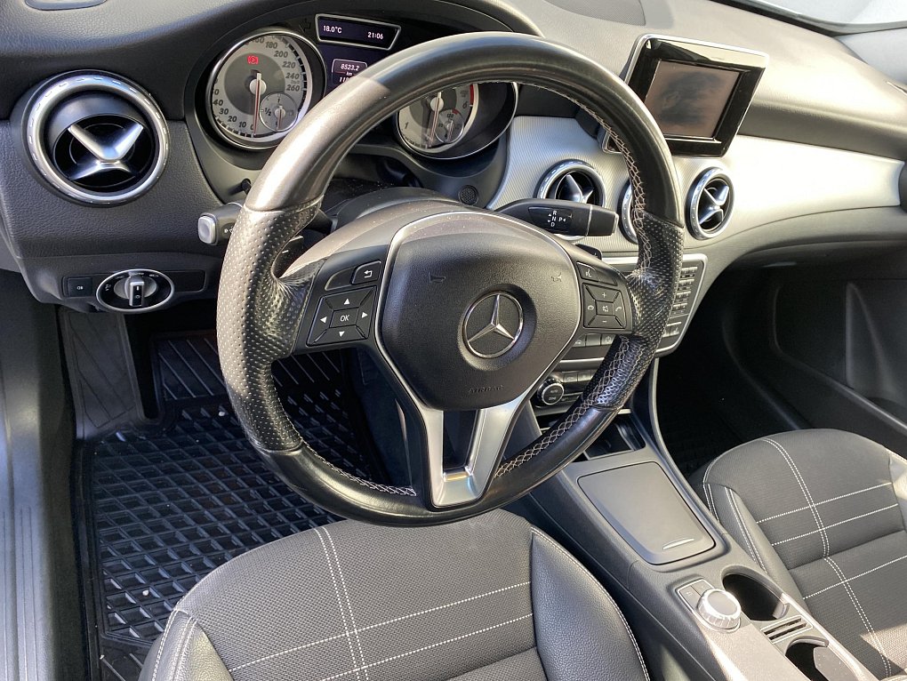 Mercedes-Benz GLA 2.2 CDi  220 4Matic