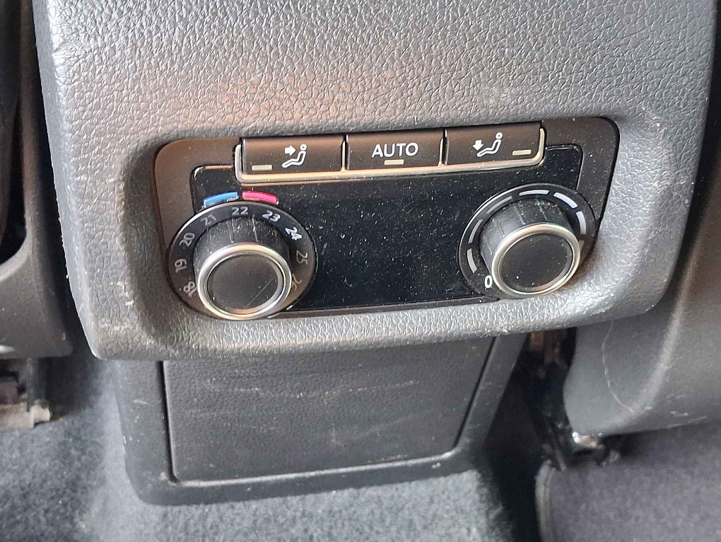 Volkswagen Sharan 2.0TDi  4x4, 7míst