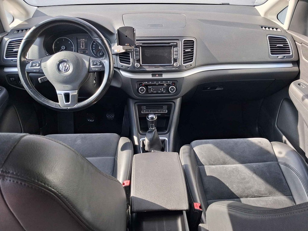 Volkswagen Sharan 2.0TDi  4x4, 7míst