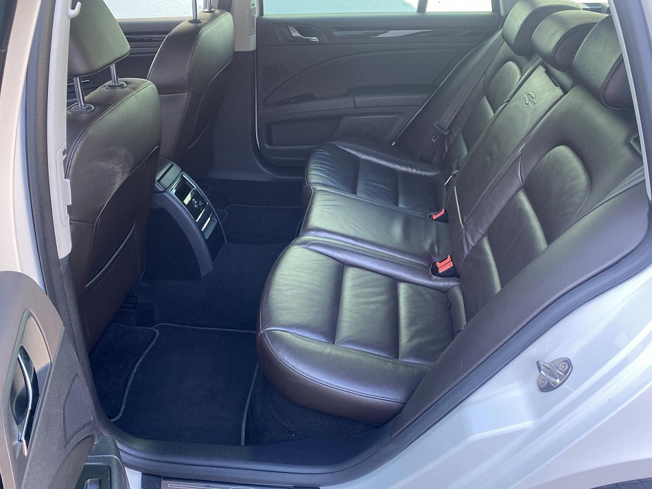 Škoda Superb II 2.0 TDi L&K