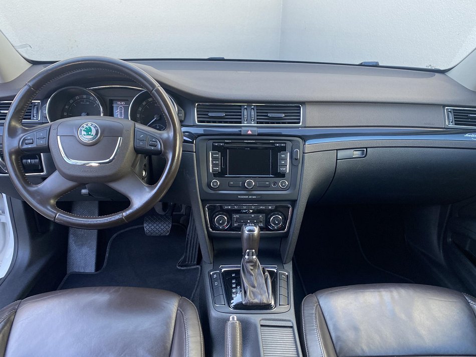 Škoda Superb II 2.0 TDi L&K