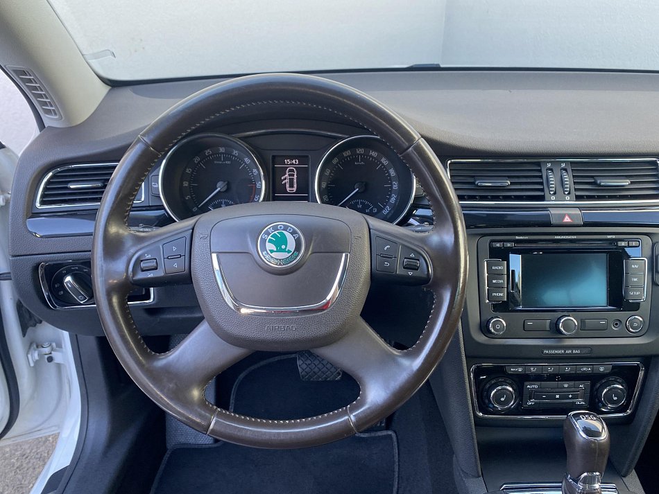 Škoda Superb II 2.0 TDi L&K
