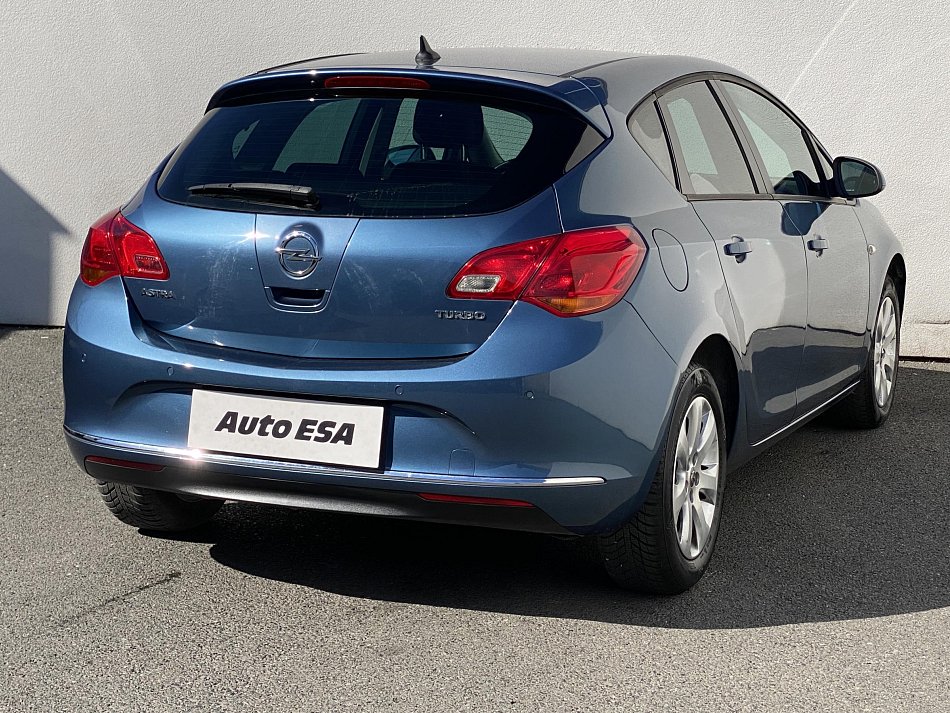 Opel Astra 1.4 T 