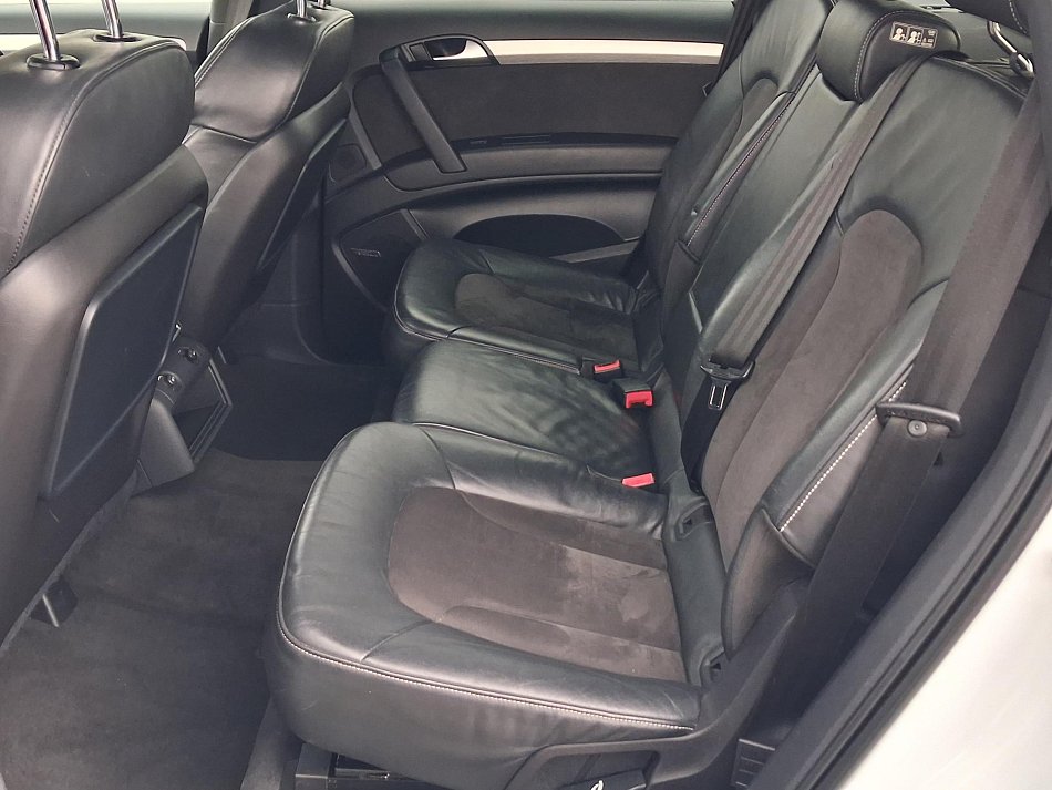 Audi Q7 3.0 TDi  Quattro