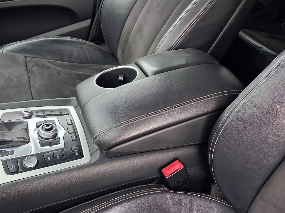 Audi Q7 3.0 TDi  Quattro