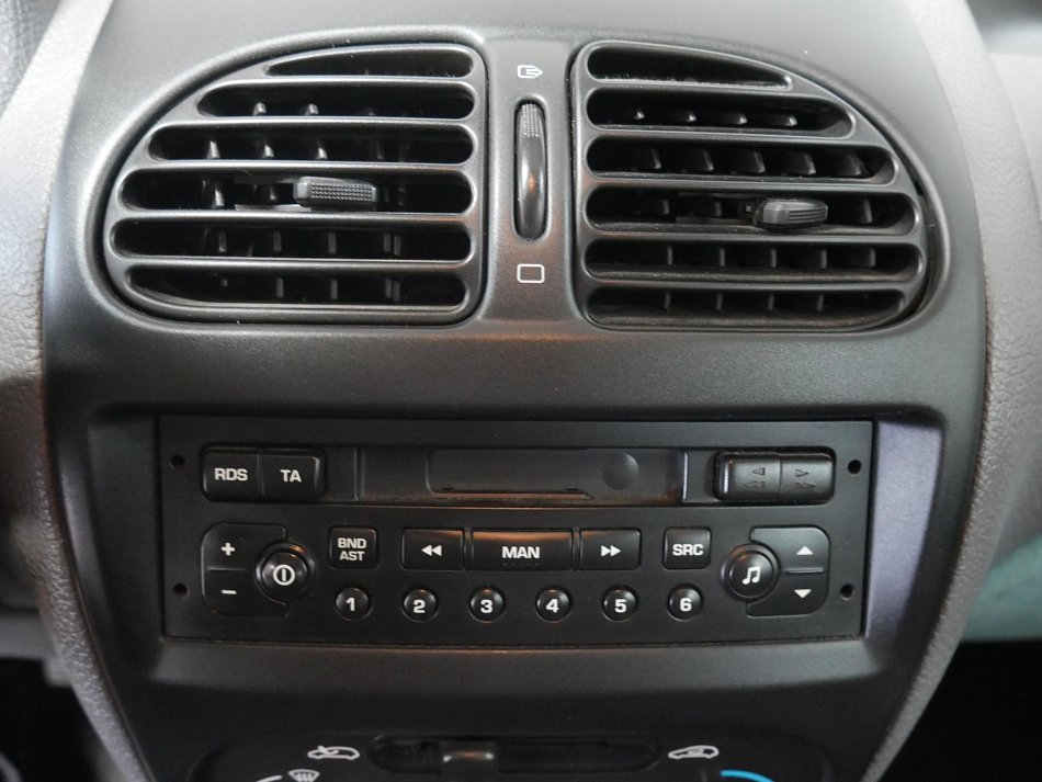 Peugeot 206 1.4 HDi 