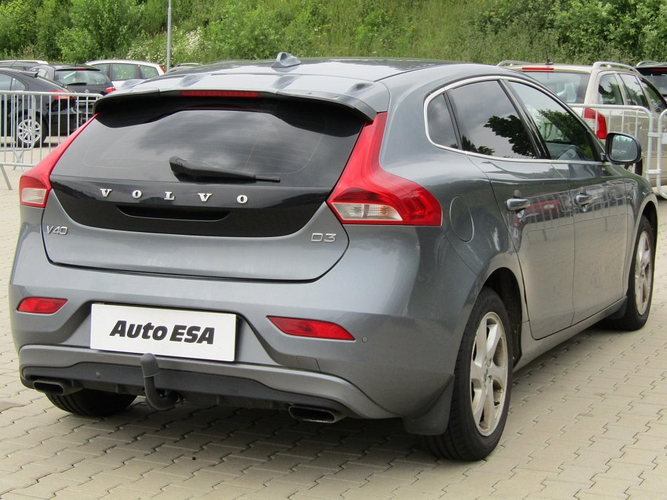 Volvo V40 2.0D 