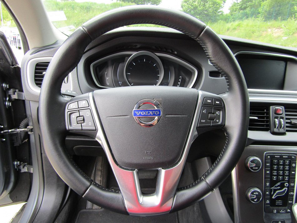 Volvo V40 2.0D 