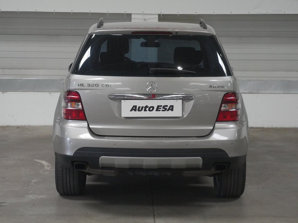Mercedes-Benz Třída M 3.0 CDi  ML320 4Mat